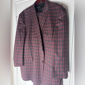 Checkered, gray and red suit